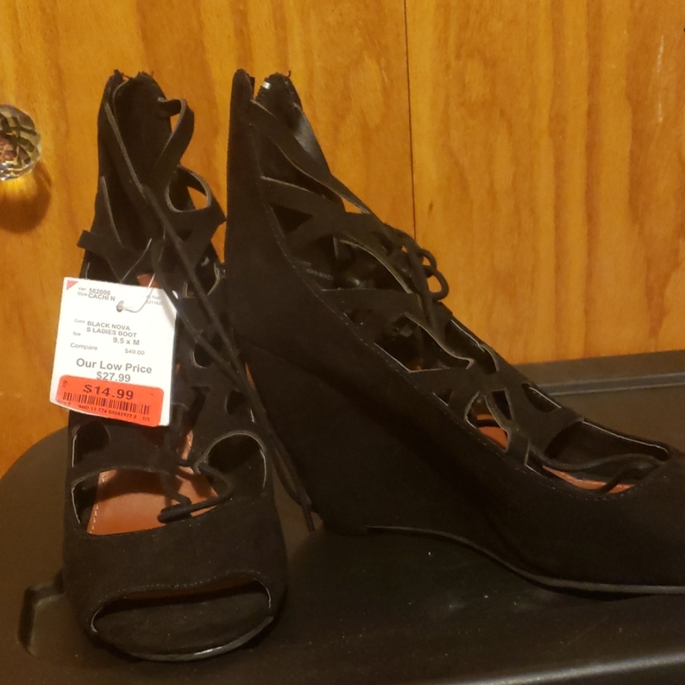 Black Platforms